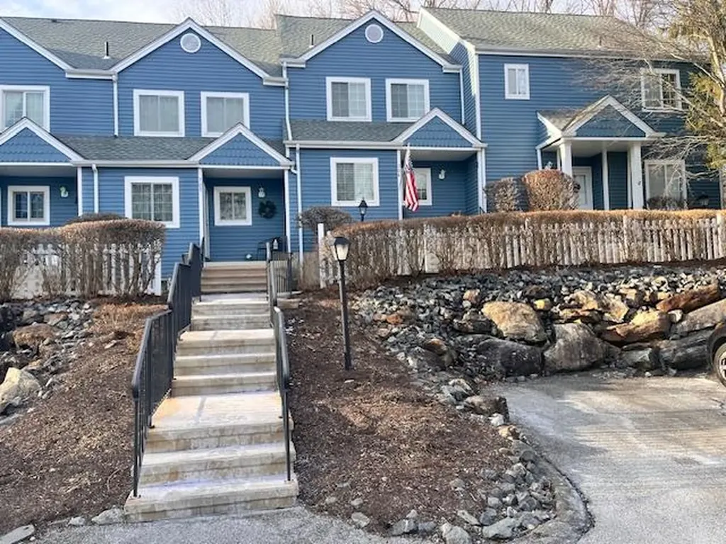 704 Essex Court Brewster NY 10509