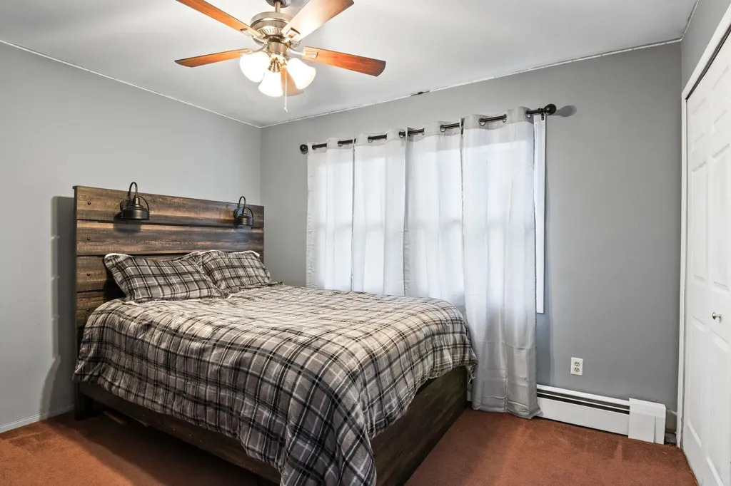11 Onyx Drive Stony Brook NY 11790
