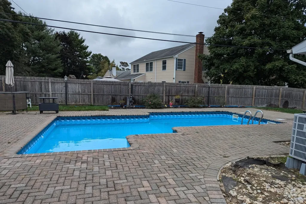 11 Onyx Drive Stony Brook NY 11790