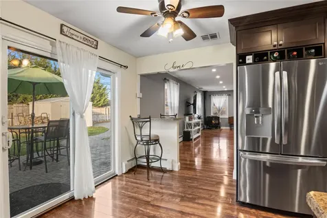 11 Onyx Drive Stony Brook NY 11790