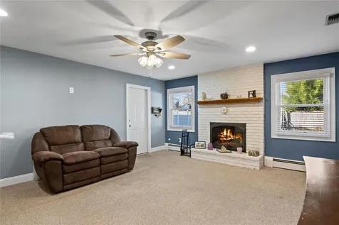 11 Onyx Drive Stony Brook NY 11790