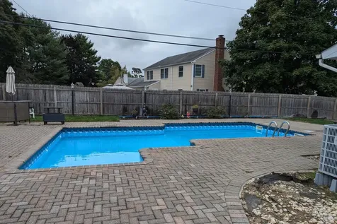 11 Onyx Drive Stony Brook NY 11790