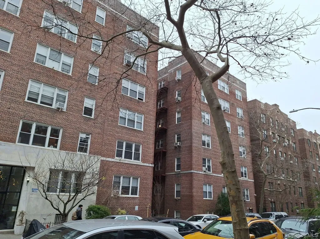 35-21 79th Street Jackson Heights NY 11372