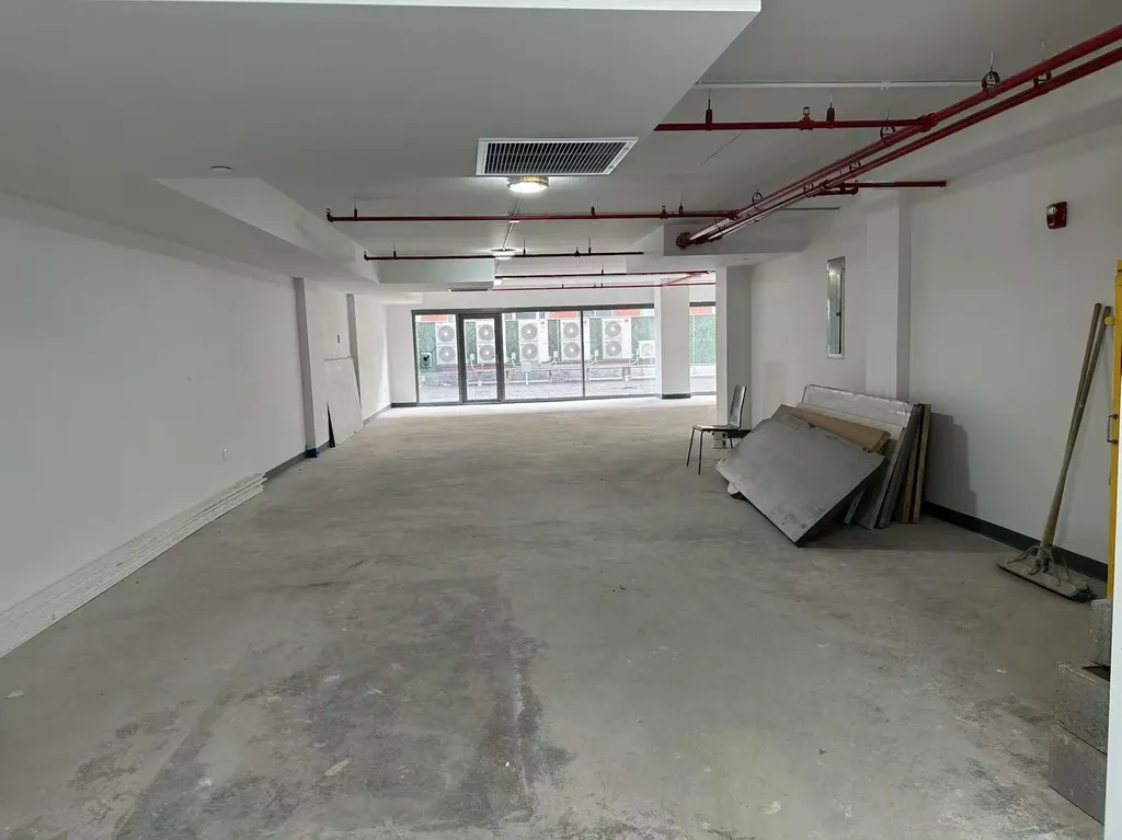 13680 41 Avenue Flushing NY 11355