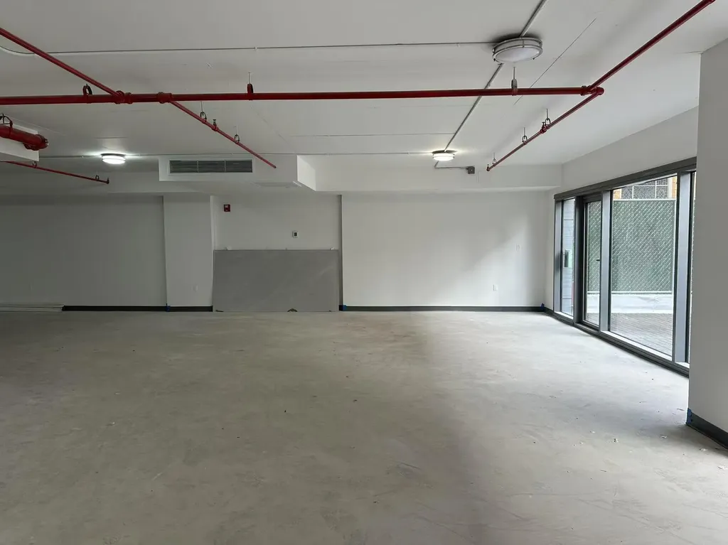13680 41 Avenue Flushing NY 11355