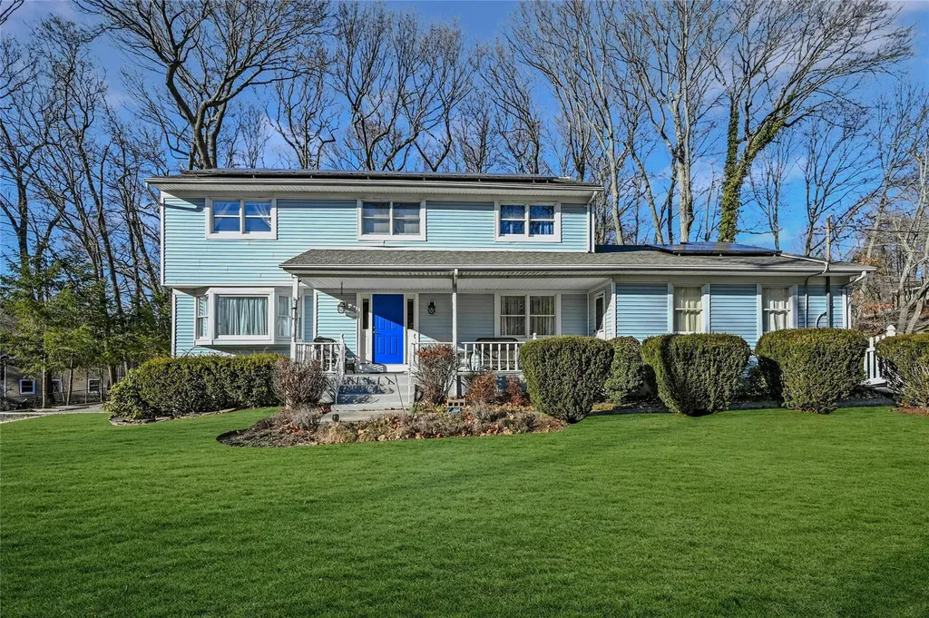 2 Levon Lane Brookhaven NY 11764