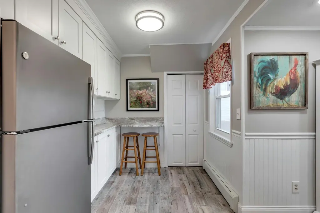 13 1st Street Islip NY 11751