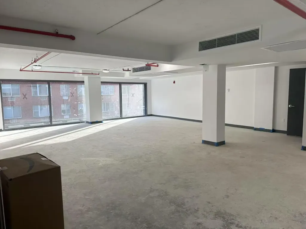 13680 41 Avenue Flushing NY 11355