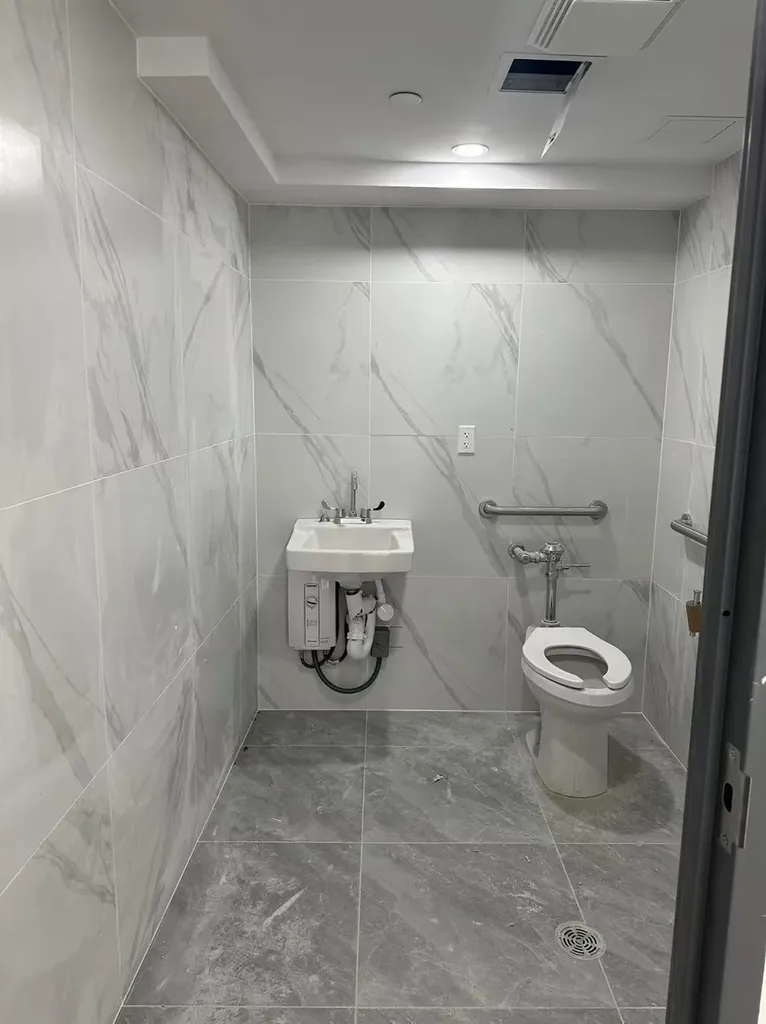 13680 41 Avenue Flushing NY 11355