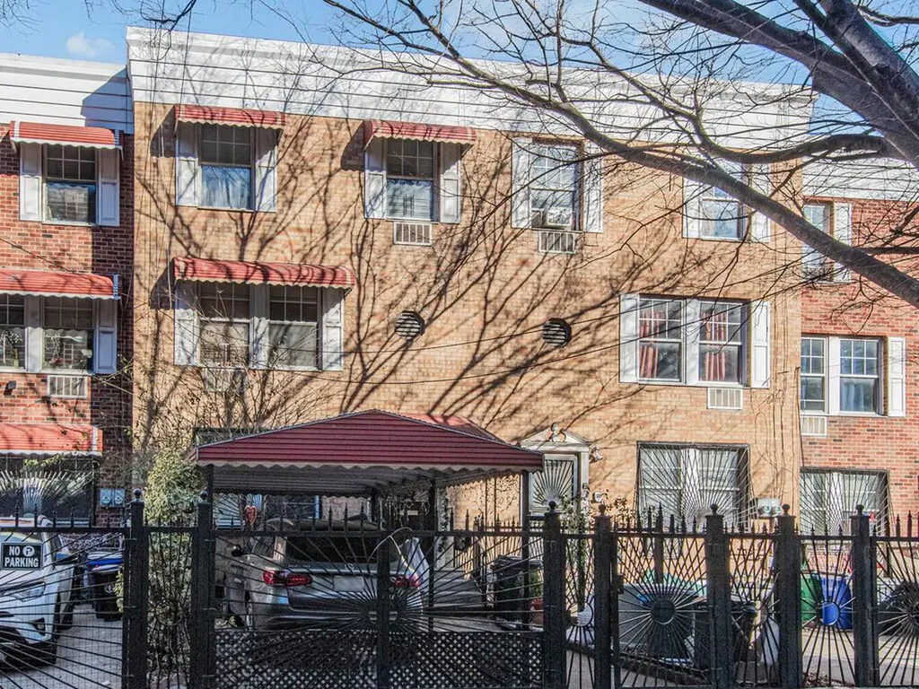 461 E 144th Street Bronx NY 10454