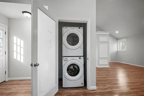 36 Wellington Road Middle Island NY 11953