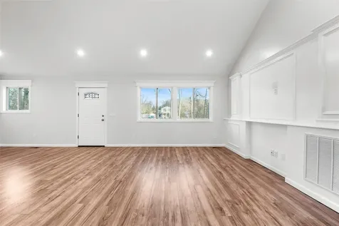 36 Wellington Road Middle Island NY 11953