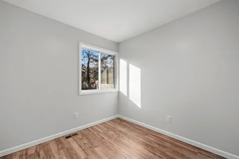 36 Wellington Road Middle Island NY 11953