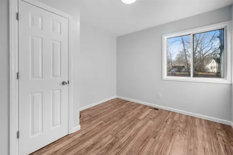 36 Wellington Road Middle Island NY 11953