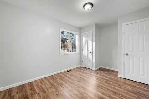 36 Wellington Road Middle Island NY 11953