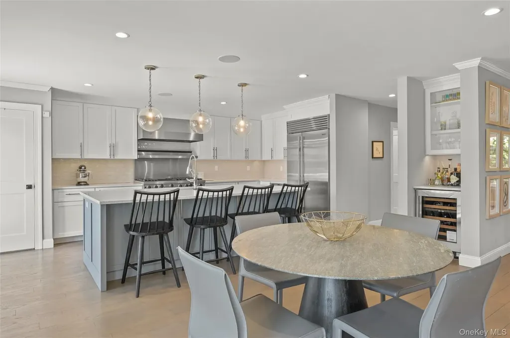245 Oneck Lane Westhampton Beach NY 11978