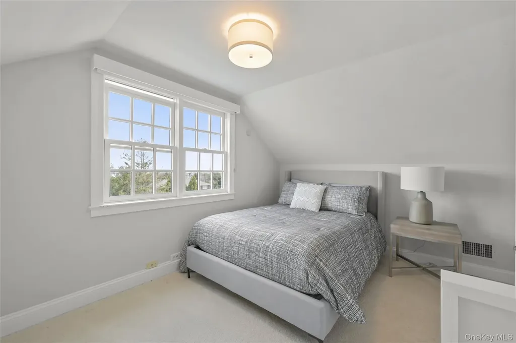 245 Oneck Lane Westhampton Beach NY 11978