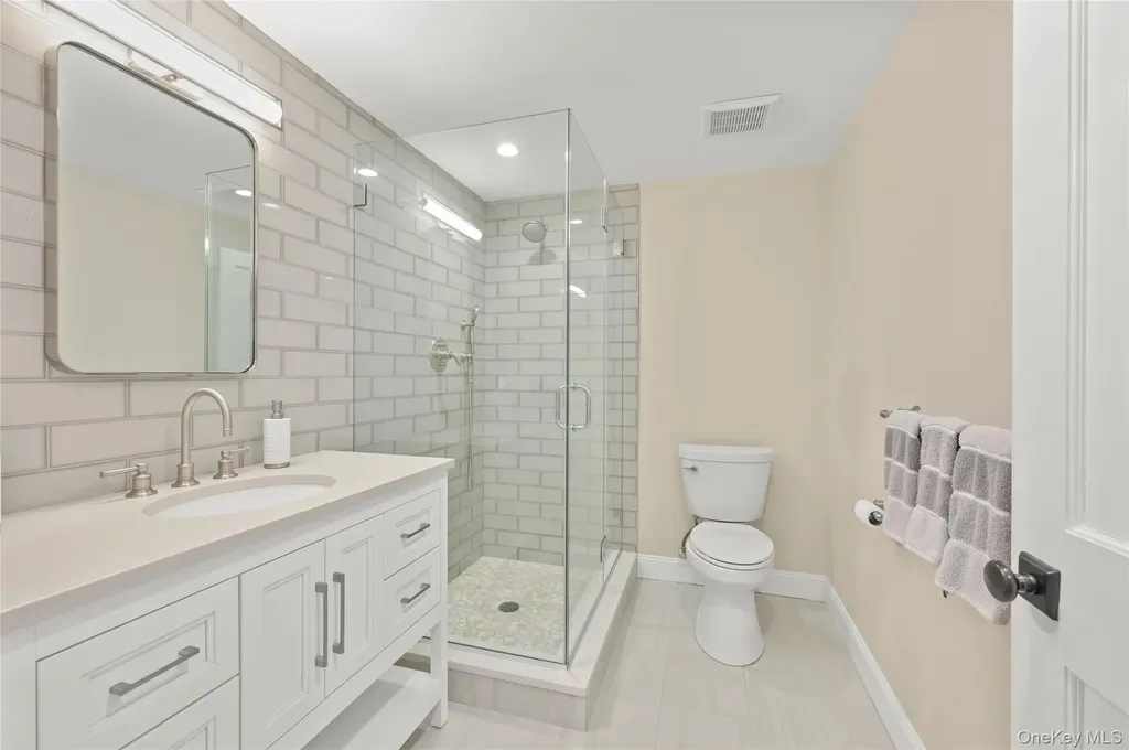 245 Oneck Lane Westhampton Beach NY 11978