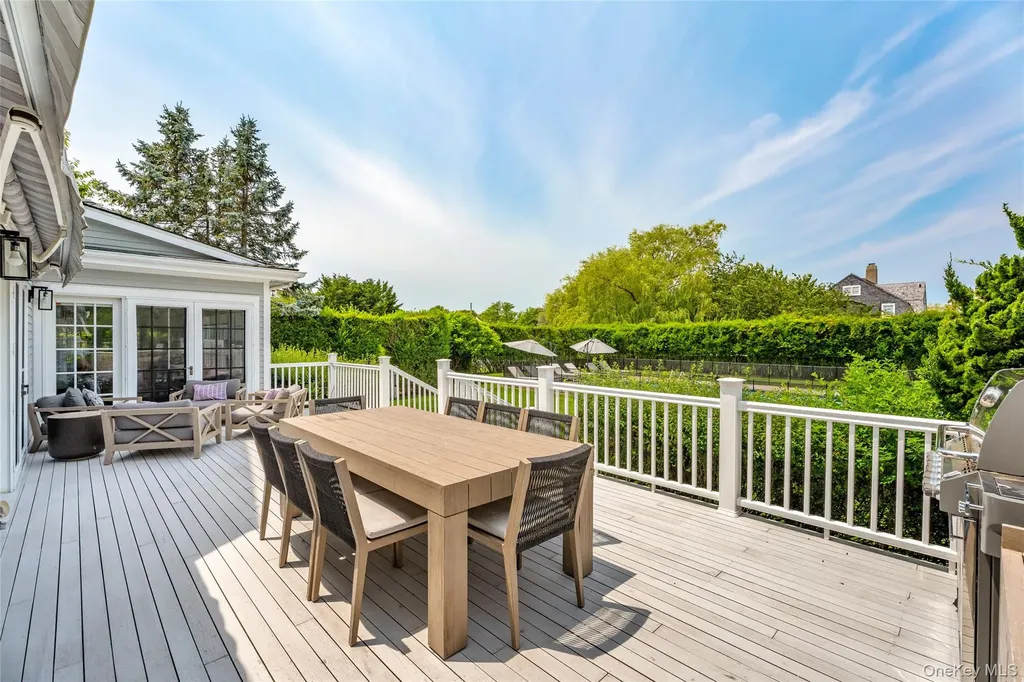 245 Oneck Lane Westhampton Beach NY 11978