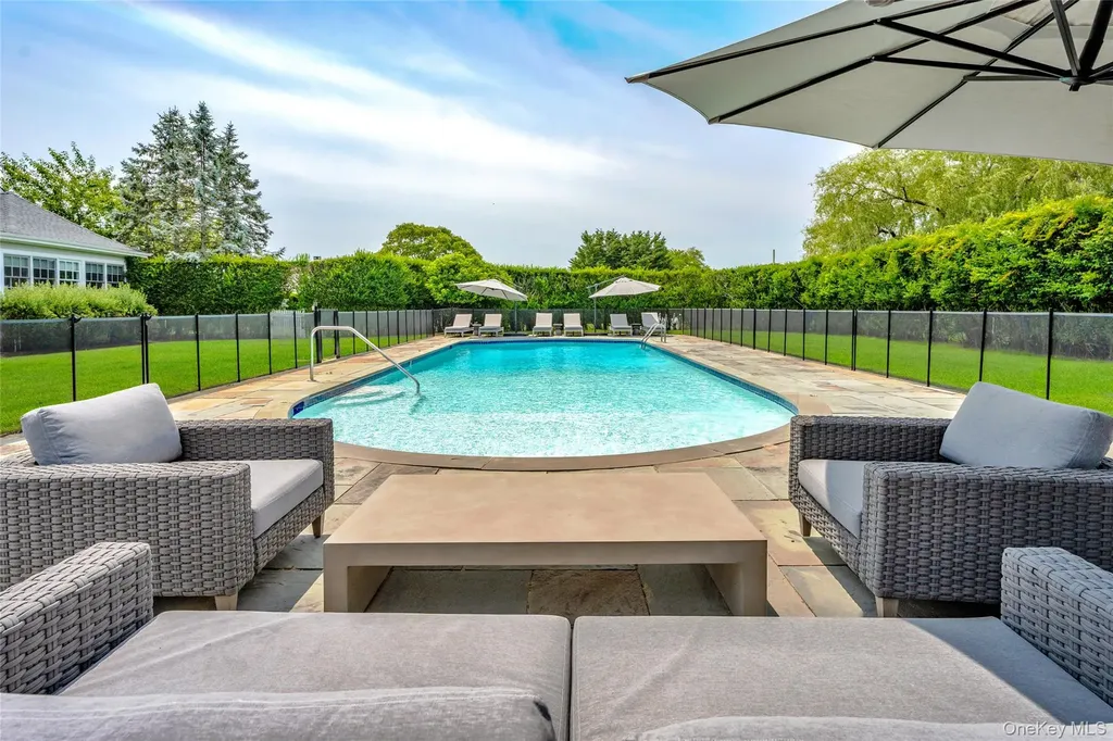 245 Oneck Lane Westhampton Beach NY 11978