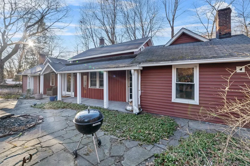 64 N Moger Avenue Mount Kisco NY 10549