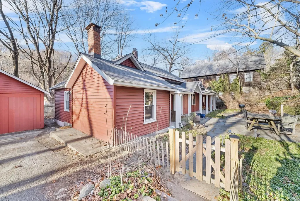 64 N Moger Avenue Mount Kisco NY 10549