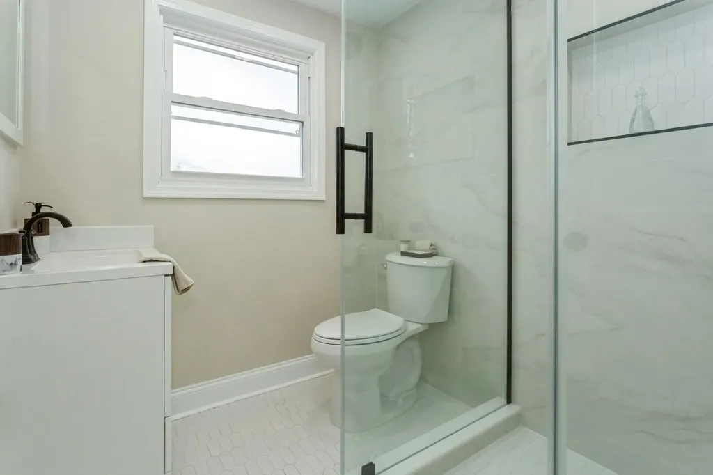 141 Murray Drive Oceanside NY 11572