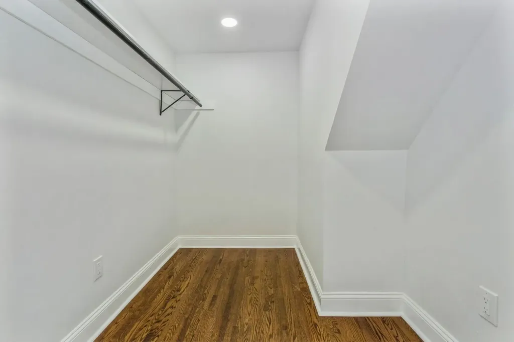 141 Murray Drive Oceanside NY 11572