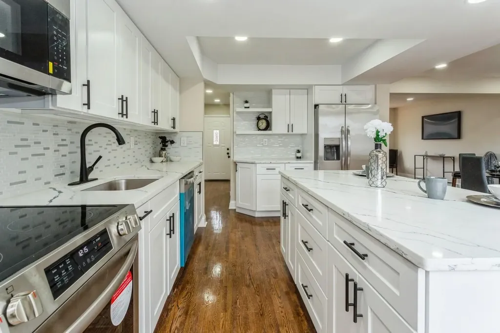 141 Murray Drive Oceanside NY 11572