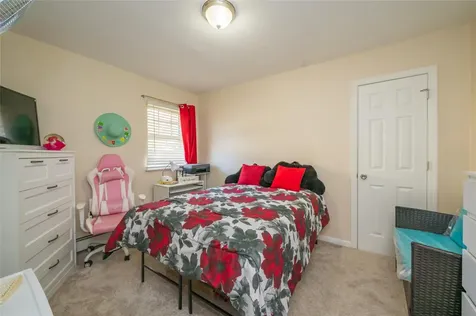 20 Hurstwood Road Shirley NY 11967