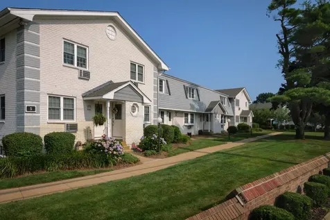 23 Weaver Drive Massapequa NY 11758