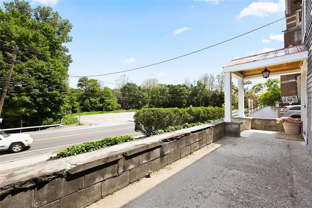 1211 Route 9w Marlboro NY 12542