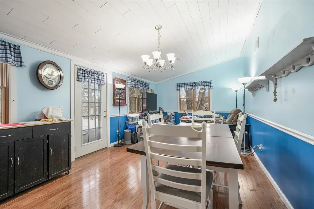 8 Ellison Drive New Windsor NY 12553