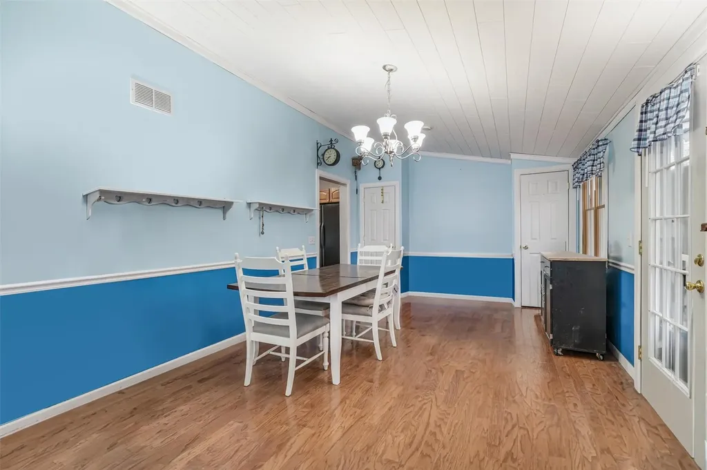 8 Ellison Drive New Windsor NY 12553