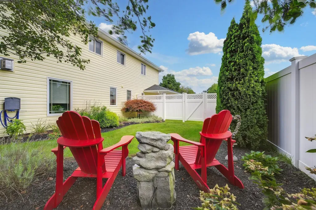 3 Candy Lane Commack NY 11725