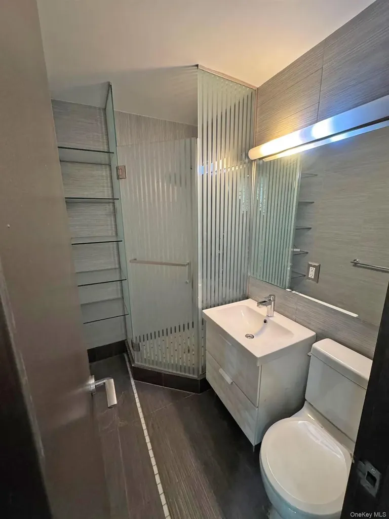 5700 Arlington Bronx NY 10471
