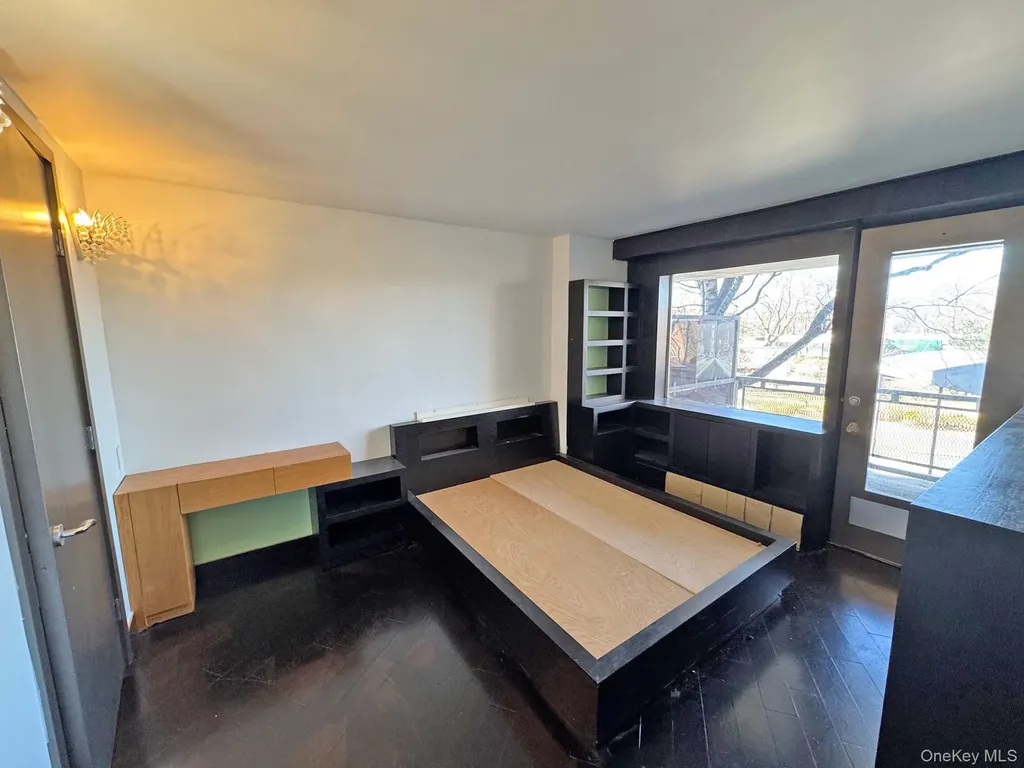 5700 Arlington Bronx NY 10471