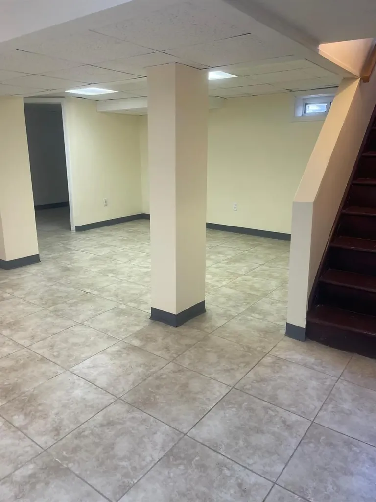 198 N 2nd Street Bethpage NY 11714