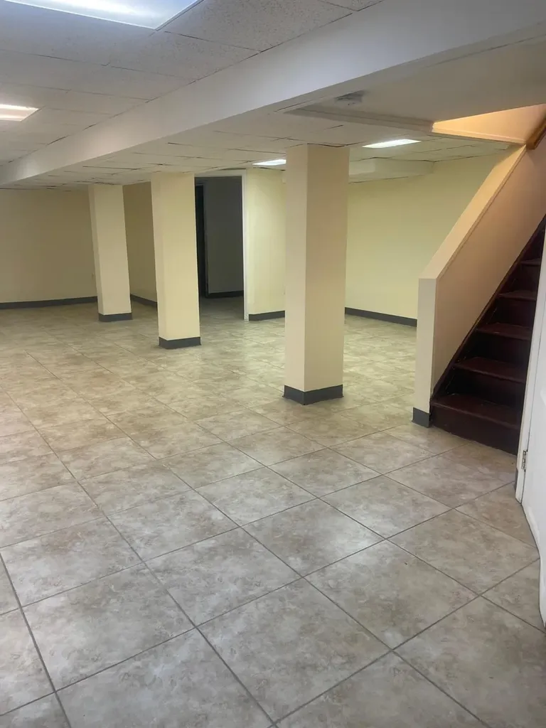 198 N 2nd Street Bethpage NY 11714