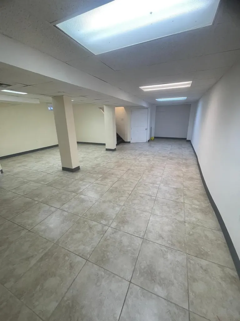 198 N 2nd Street Bethpage NY 11714