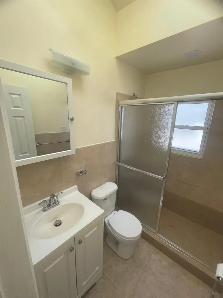 198 N 2nd Street Bethpage NY 11714