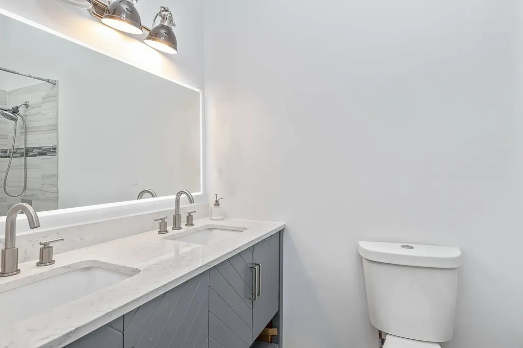 41 Wedgewood Drive Coram NY 11727