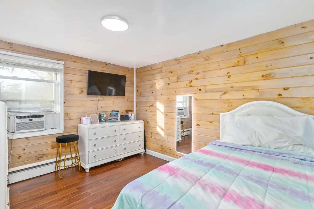 41 Wedgewood Drive Coram NY 11727