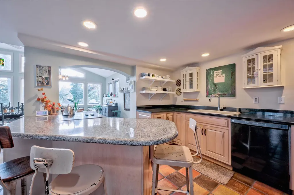 19 Hewitt Drive Northport NY 11768