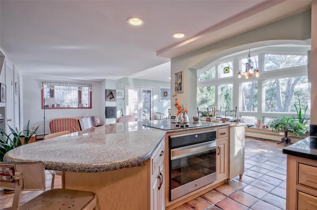 19 Hewitt Drive Northport NY 11768