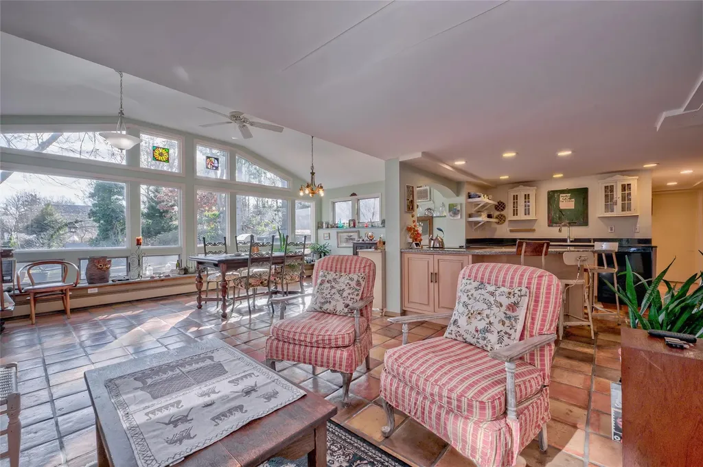 19 Hewitt Drive Northport NY 11768