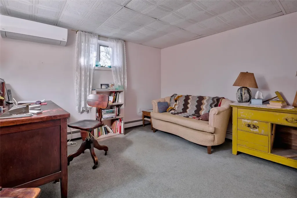 19 Hewitt Drive Northport NY 11768