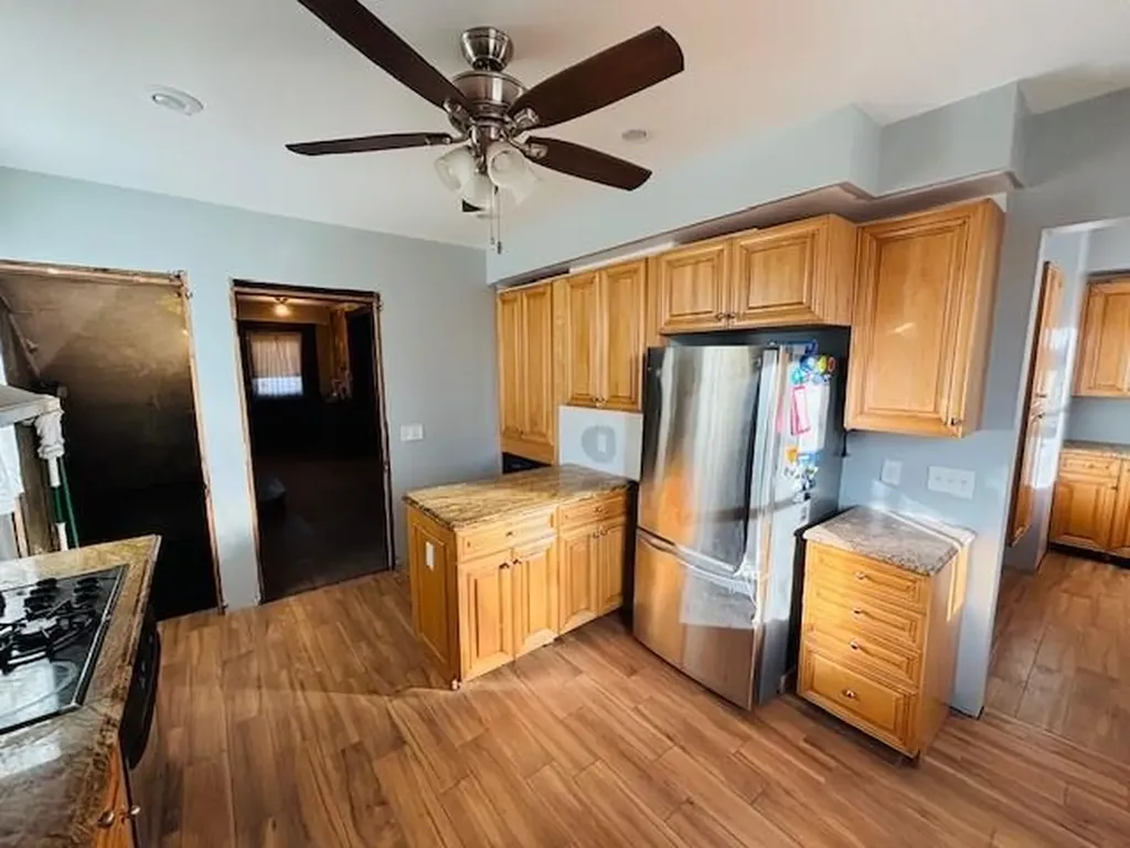 21 Dean Place Poughkeepsie NY 12601