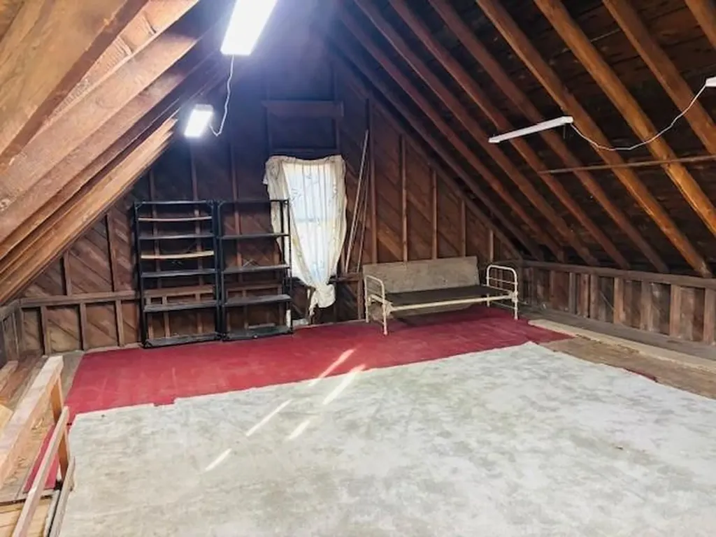21 Dean Place Poughkeepsie NY 12601
