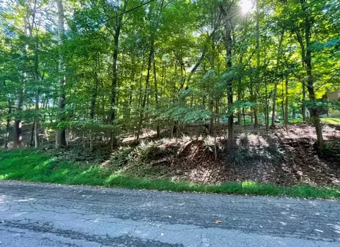 16 Laura Lane Hopewell Junction NY 12533
